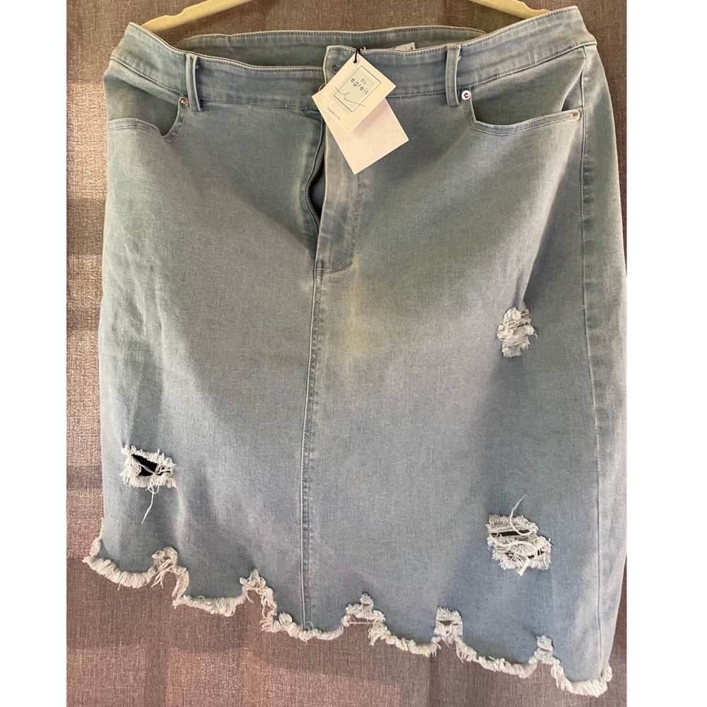 ByEgreis brand. Denim skirt.